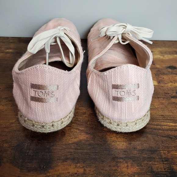 TOMS Pink Lace Ups sz9.5 - Picture 4 of 5